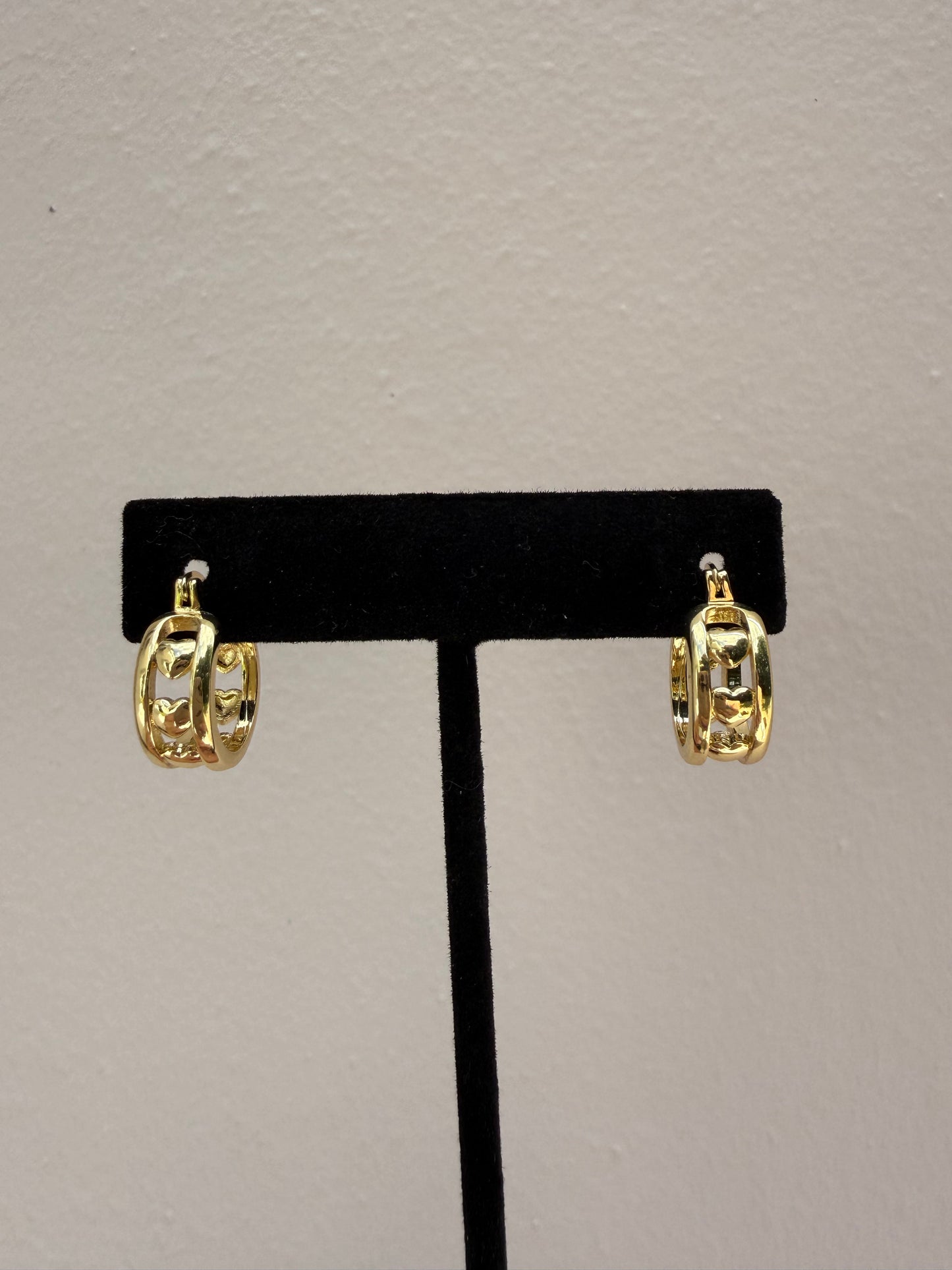 Golden Amora Hoops