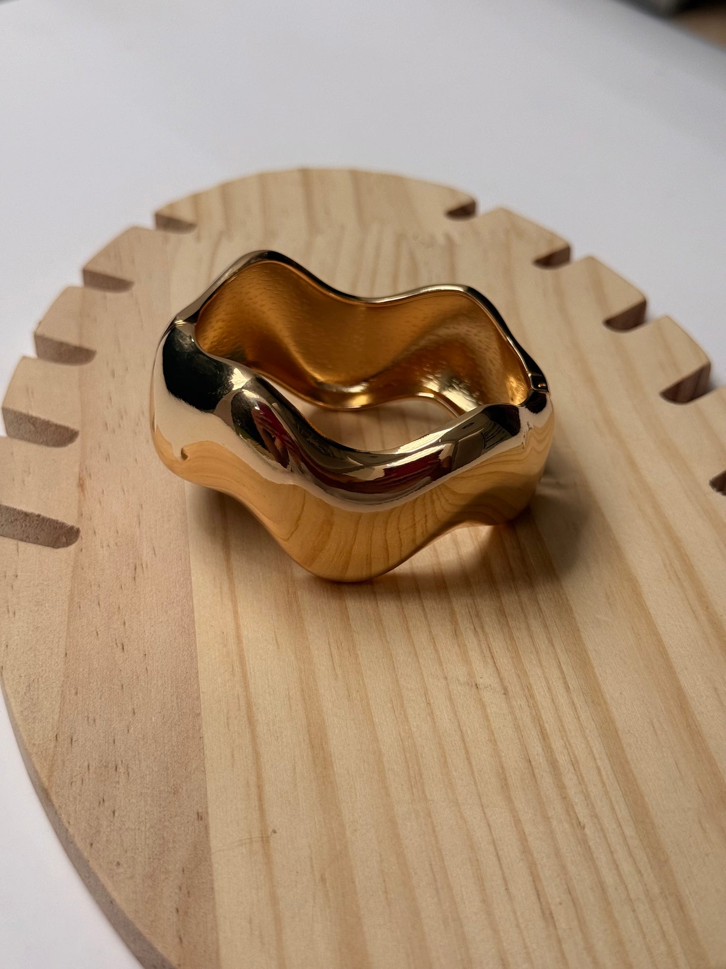 Molten Aura Cuff